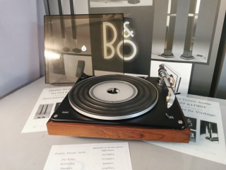 BEOGRAM 1001 TURNTABLE